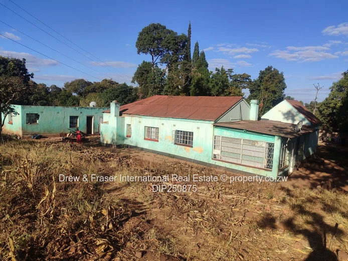Westwood Oldie House for Sale 