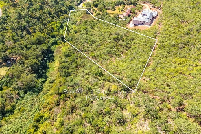 A Private Hillside Sanctuary In Brooke Ridge Estate, Borrowdale (Sole Mandate)