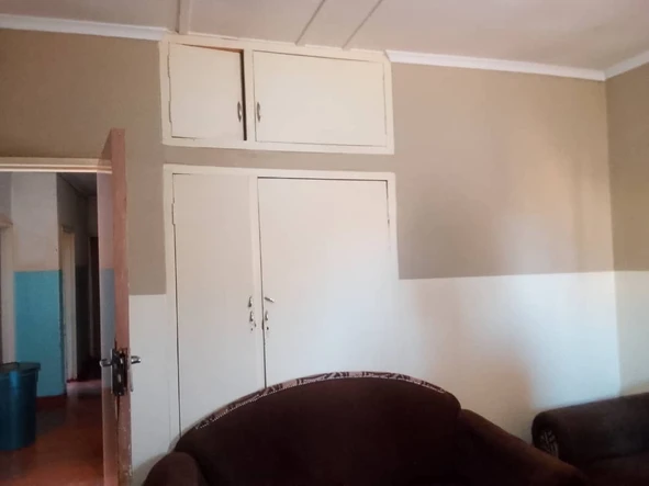 7 Bedroom House