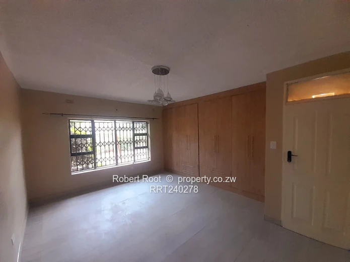 4 Bedroom House to rent in Cranborne.