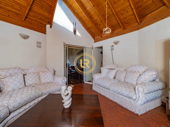 7 Bedroom House