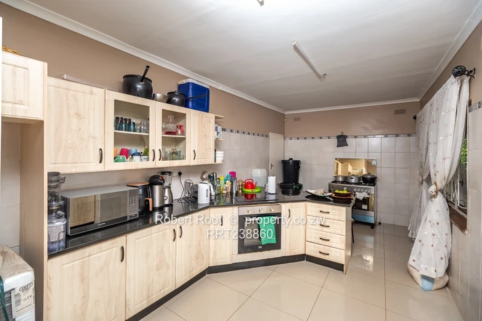 Vainona 3-Bed Home Prime Location 