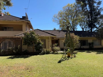7 Bedroom House