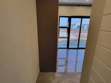 4 Bedroom Garden Flat