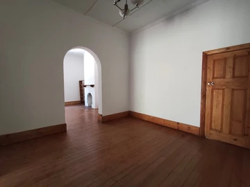 8 Bedroom House