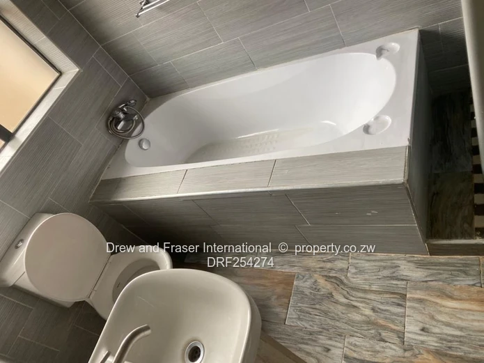 Stylish 4-Bed Home in Mabvazuva, Ruwa — Borehole