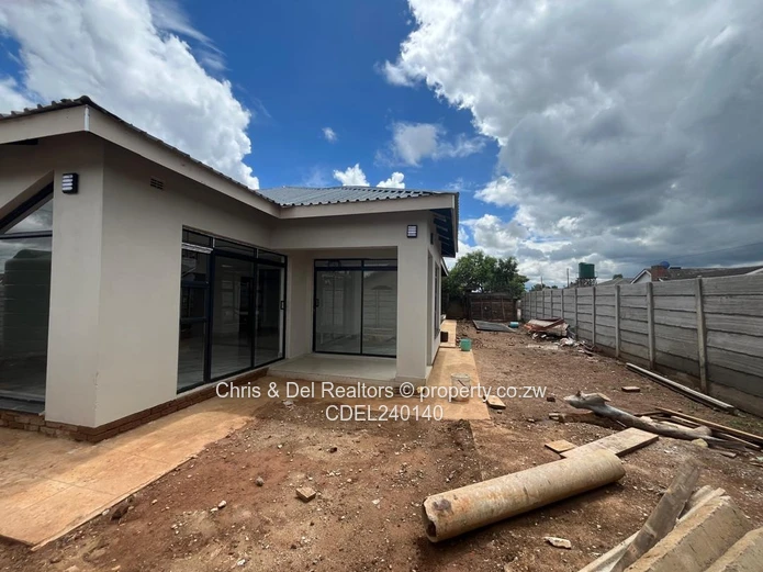 Modern 4 Bedroomed House on Corner Stand