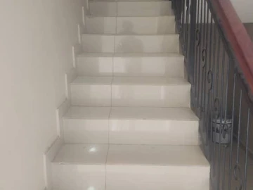 4 Bedroom Garden Flat