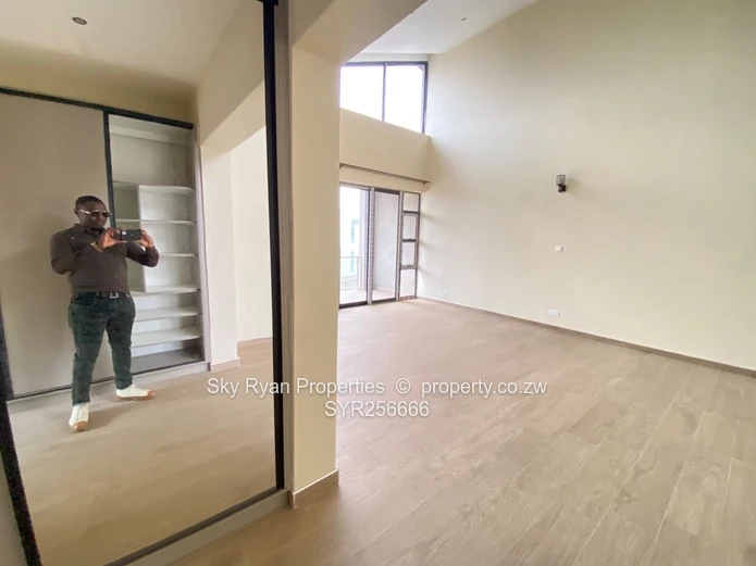 Monavale 4 Bed Duplex For Fale 