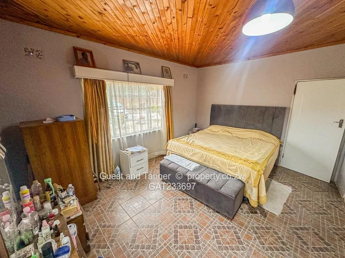  4 Bedroomed house in Chadcombe For Sale 