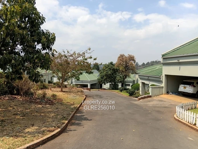 Borrowdale 3-Bed: Solar, Borehole & Enclosed Verandah