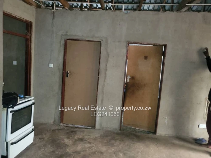 Ready for Deed: 3-Bedroom House on 375m² Stand