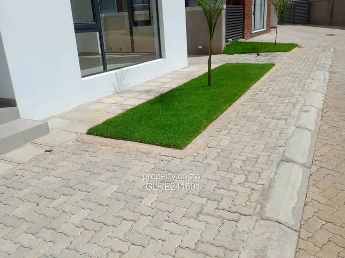 Borrowdale Pokugara Estate 4 Bedroomed Cluster  House To Rent