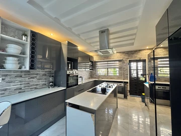 3 Bedroom Townhouse Complex
