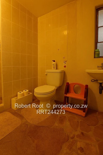 House for Sale in Monavale (Sole Mandate)