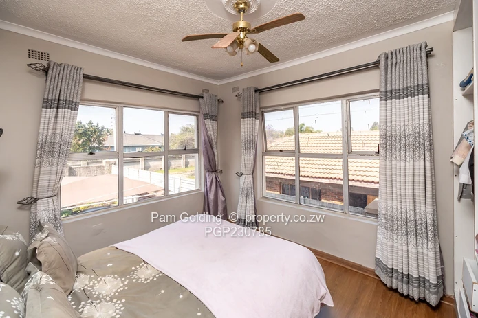 Luxury living home (Sole Mandate)