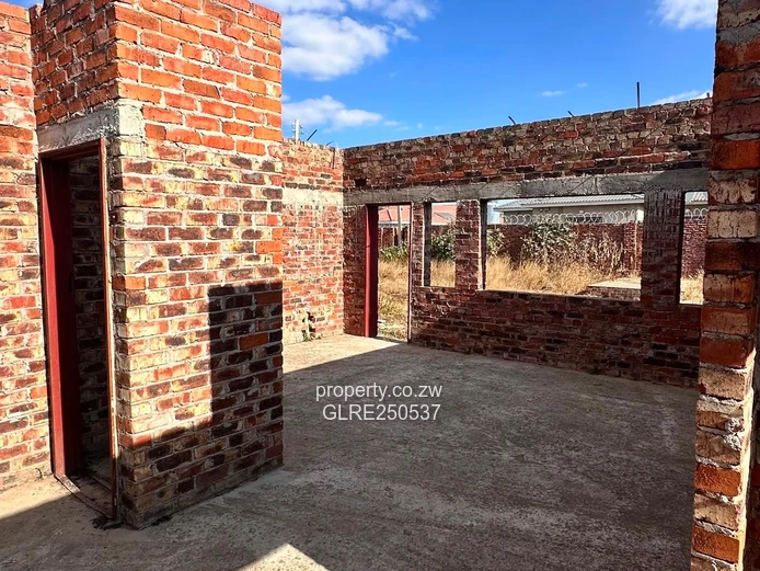 Unfinished 5-Bed Shell on 1,173m² in Rockview, Harare East