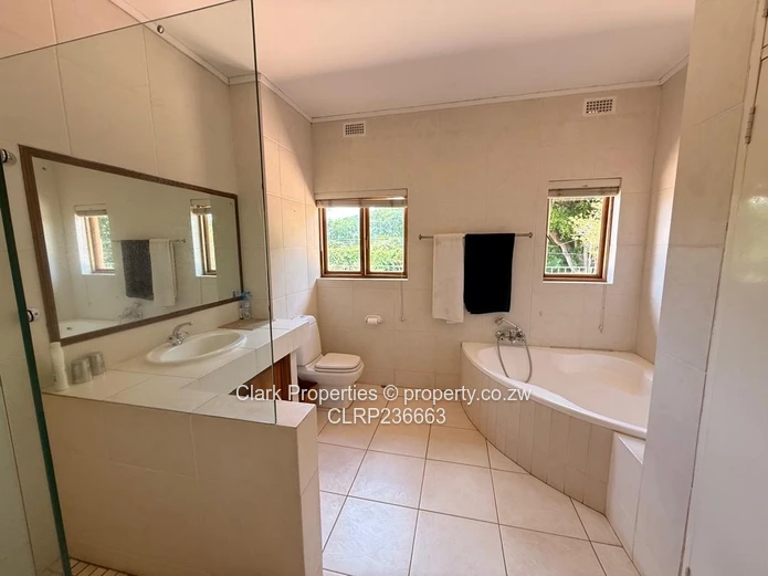 Elegant Residence With Modern Comfort