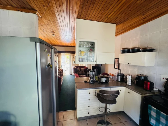 2 Bedroom Garden Flat