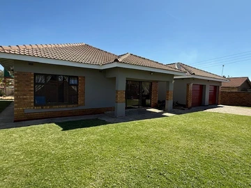 5 Bedroom House