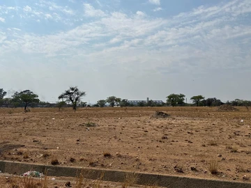 Commercial & Industrial Land