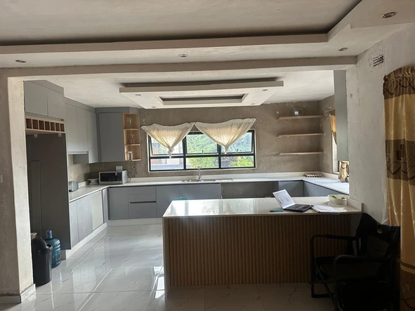 4 Bedroom House