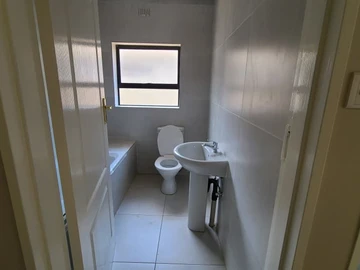 3 Bedroom Garden Flat