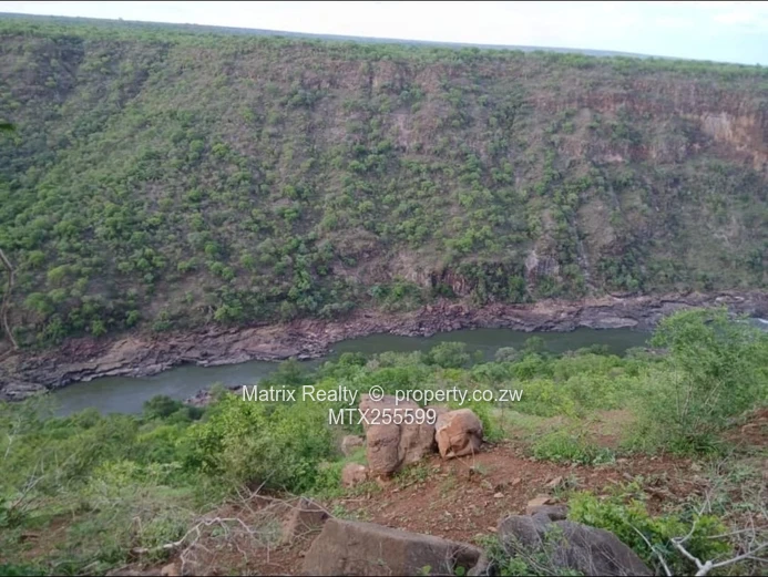 Gorge Facing Land for Sale in Victoria Falls 