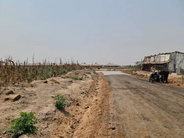 Stands & Residential Land