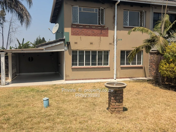 Duplex Garden flat