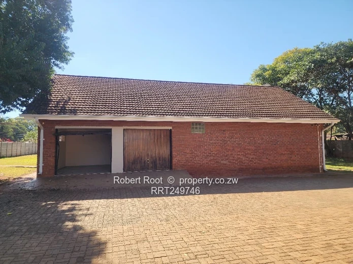 Prime Commercial Space for Rent In Greendale
