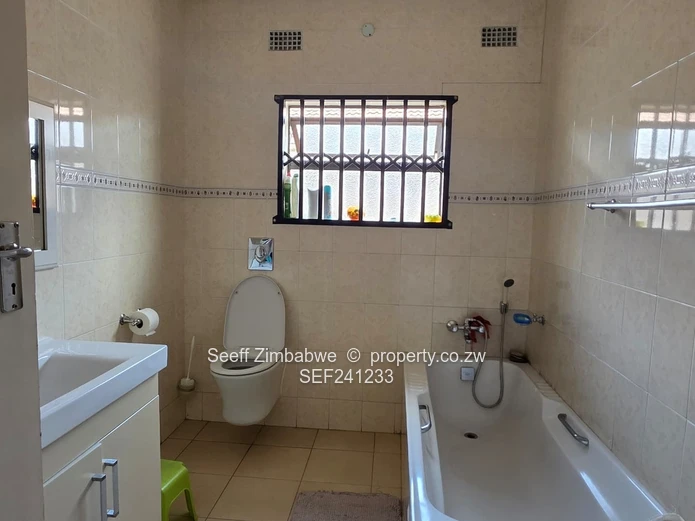 Modern and Ready to Move in Property  (Sole Mandate)