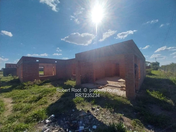 Incomplete 3 Bed House-Hopeville Bulawayo
