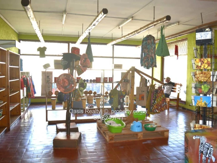 Prime Corner Retail Unit To Let – Dual Frontage Exposure (Mutare CBD)