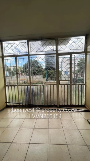 Avenues Flat To Let