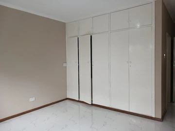 3 Bedroom Garden Flat