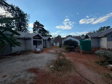 3 Bedroom Flat & Apartment