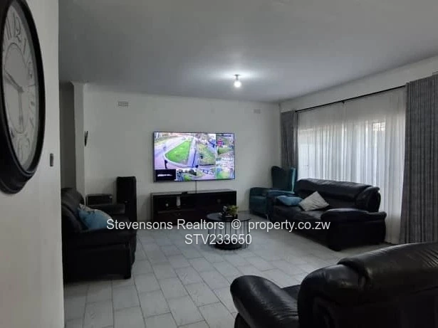 Emerald Hill 4BR Family Home — Solar, Borehole, Large Garden