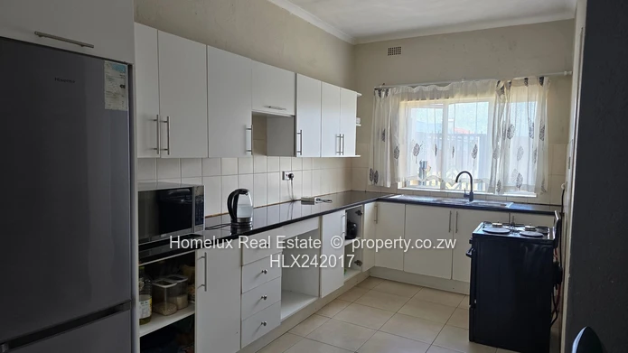 Charming Family Home for Sale in Pleasant Valley (700sqm) (Sole Mandate)