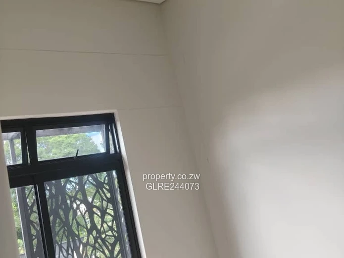 Modern 2-Bed Vainona Home - Borehole & Garden