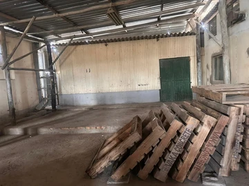 Commercial & Industrial Land