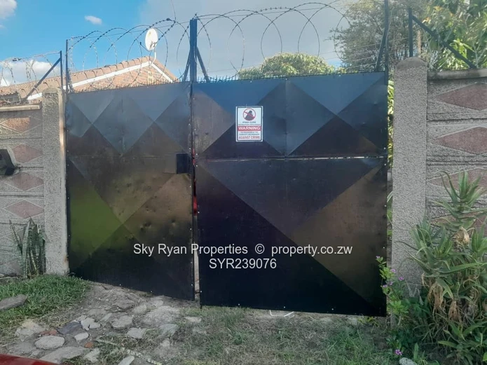 Old Msasa Park House For Sale