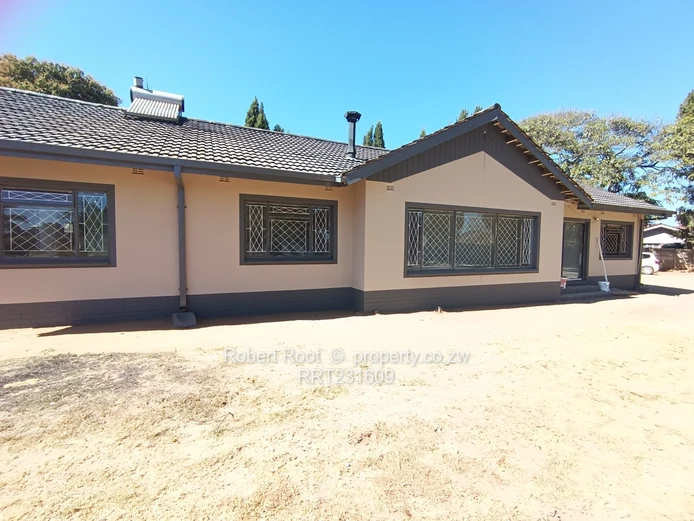 4 bed family home in Greendale