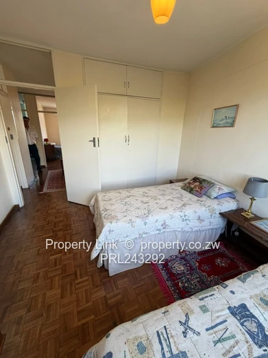 Neat Avenues Apartment In A Well-Managed Complex