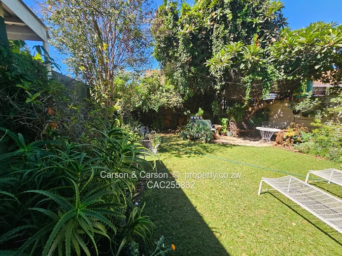 Elegant and secure fully furnished duplex apartment in Avondale 