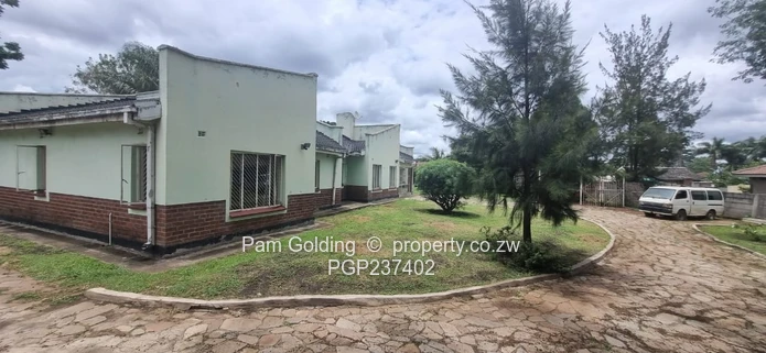 A spacious home with so much potential. (Sole Mandate)