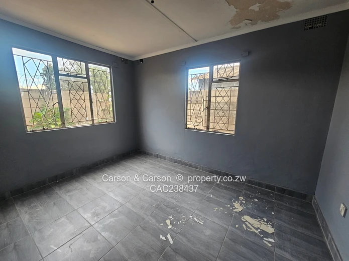 House to rent in Glen View 3