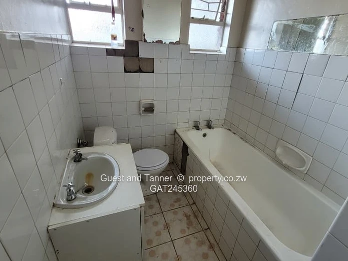1 Bedroom Flat/Apartment to Rent in Avenues