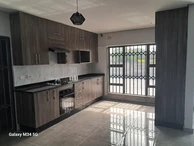 8 Unit Townhouse Complex