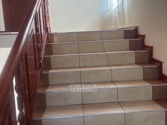 Ambassadorial/Executive House to Let -Greystone Park/Quinington Area 